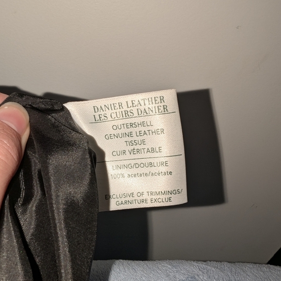 Danier Leather Pants - Picture 3 of 4